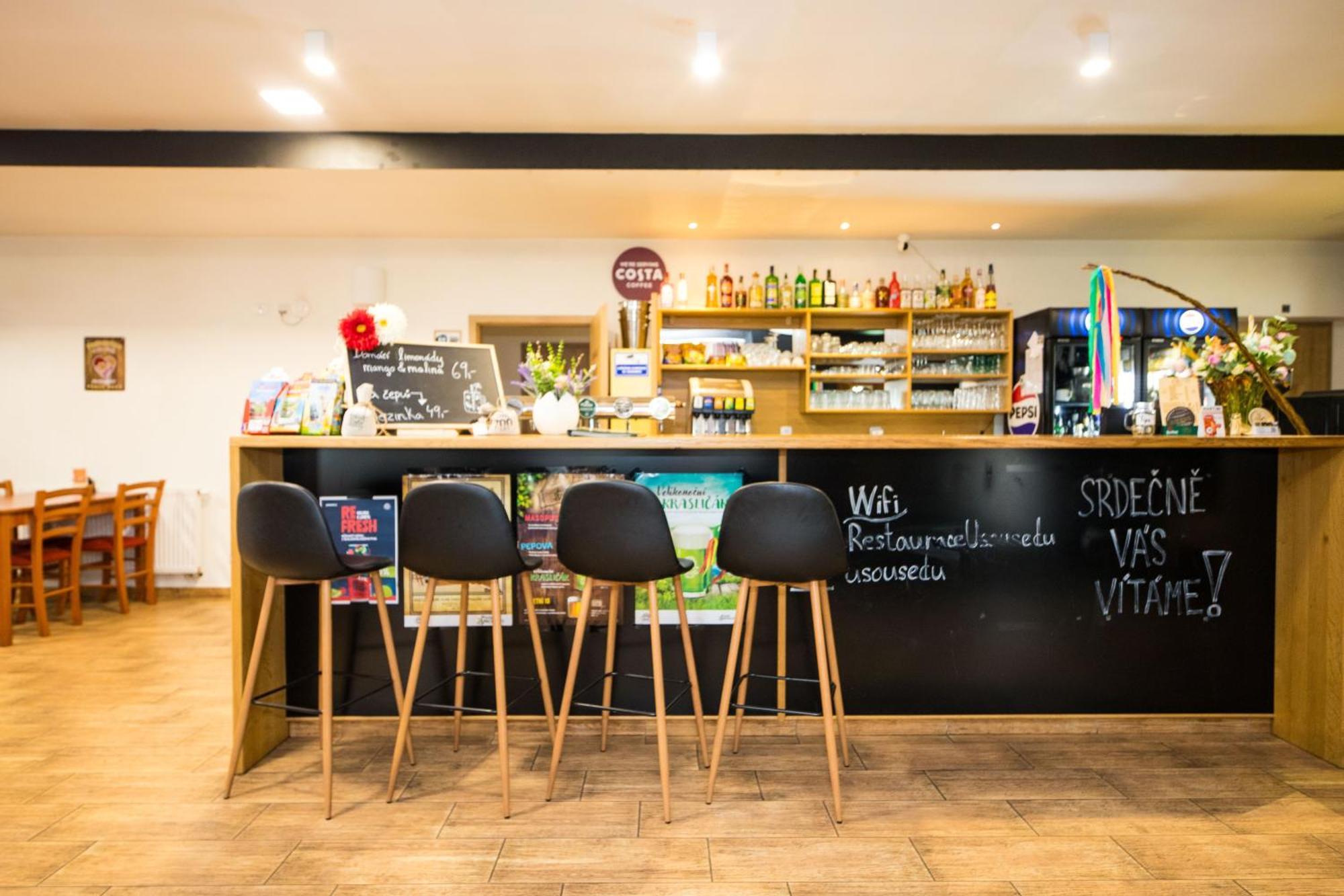Penzion A Restaurace U Sousedu Strazny Exteriör bild